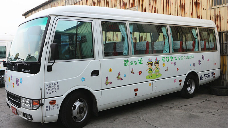 图:采用的游览车车型(二)
